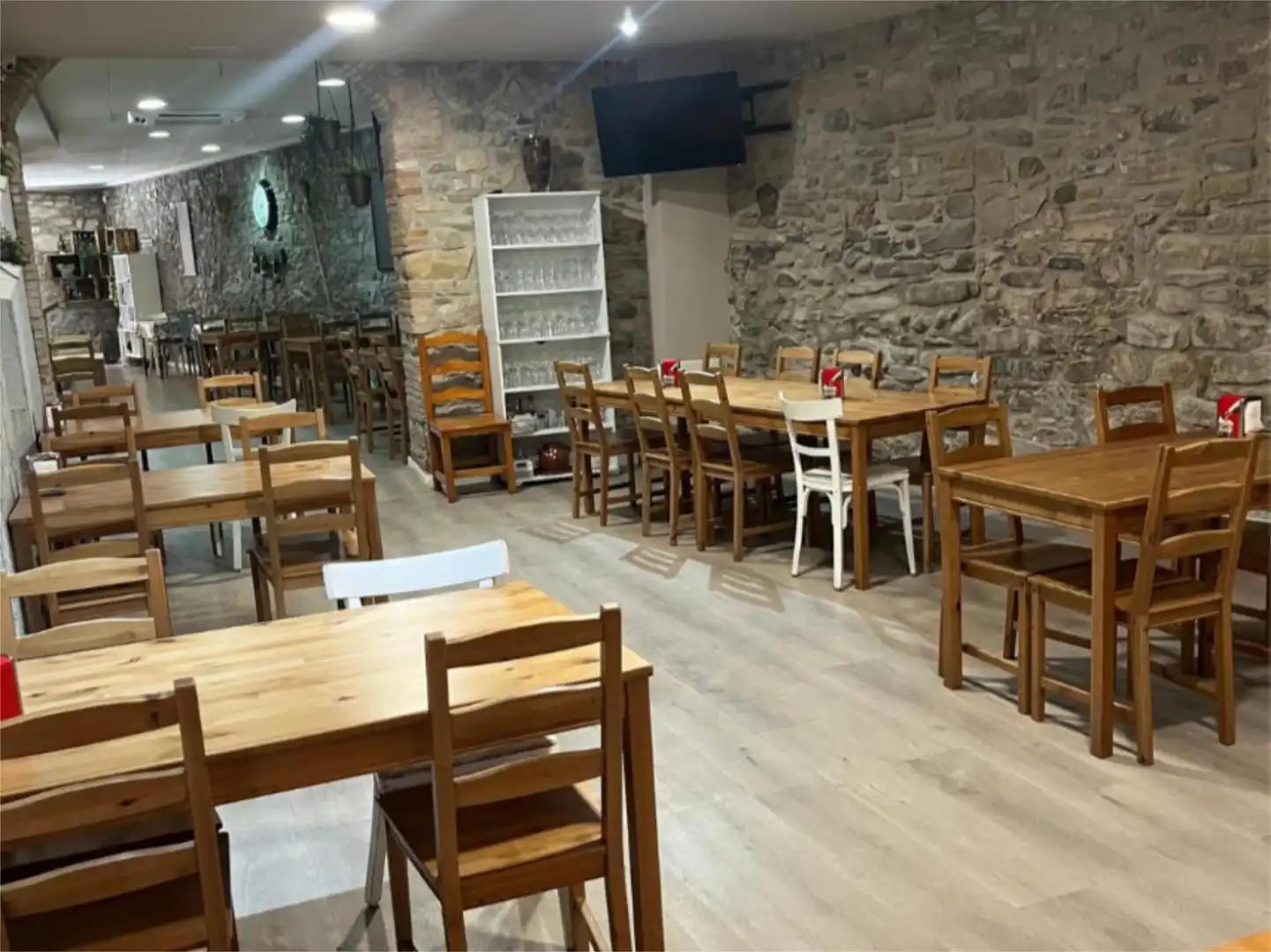 Local en traspaso en Carrer Gran, 27, Sant Vicenç de Castellet Local en traspaso en Sant Vicenç de Castellet con Aire acondicionado, Calefacción y Parquet
