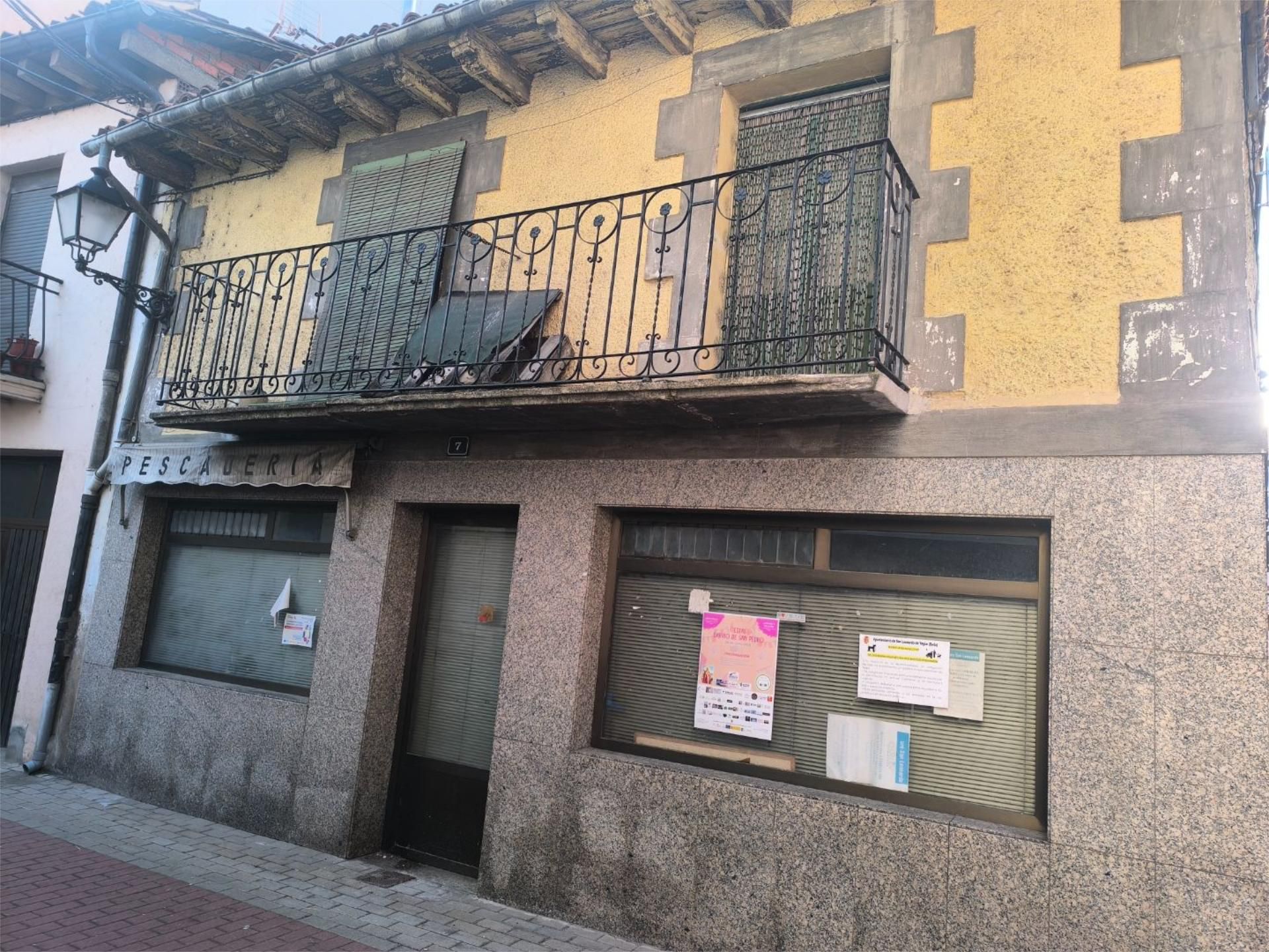 Exterior view of Premises for sale in San Leonardo de Yagüe