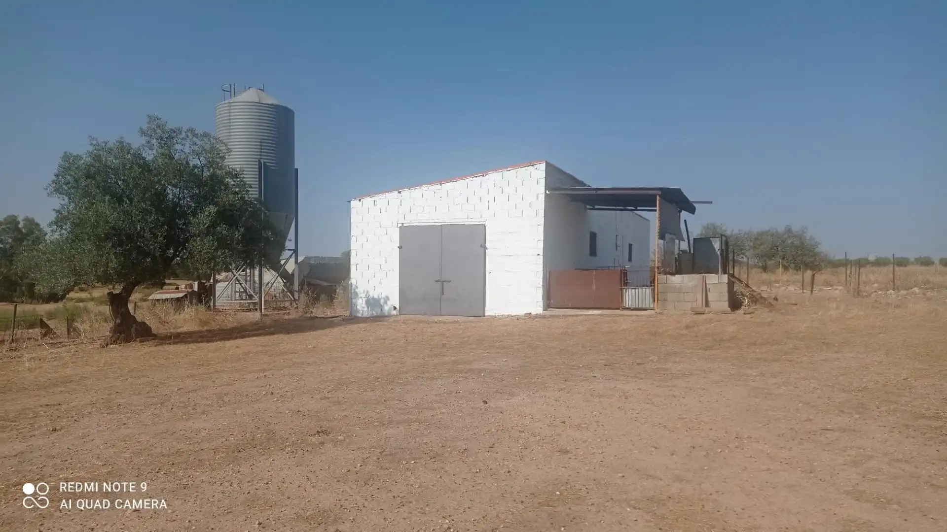 Außenansicht von Wohnung zum Verkauf in Villar del Rey mit Heizung, Privatgarten und Terrasse