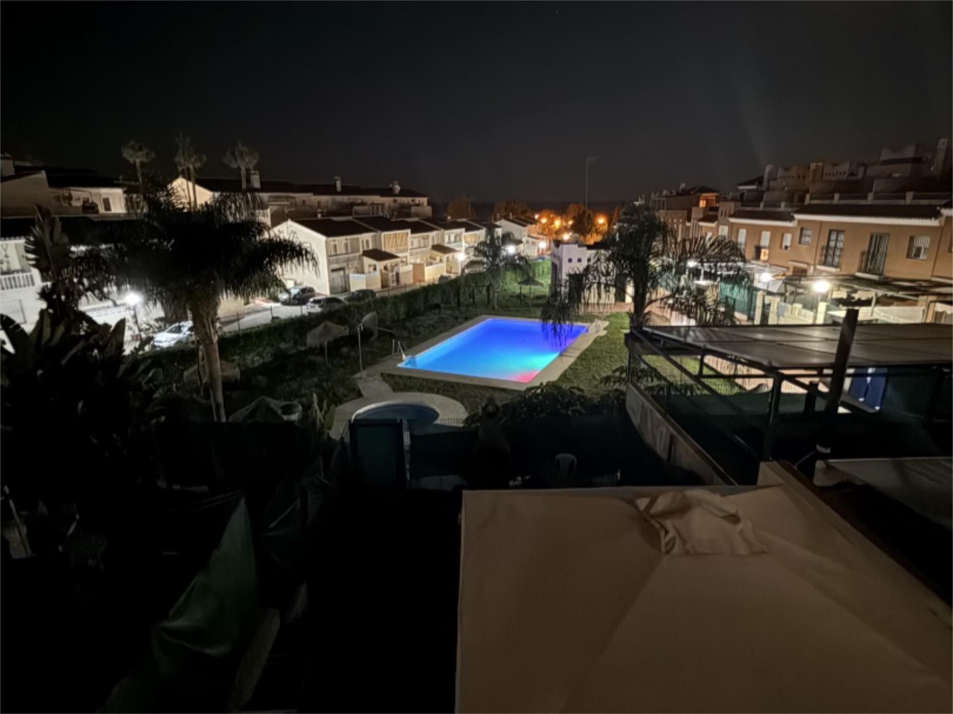 Piscina de Pis en venda en Vélez-Málaga amb Jardí privat, Terrassa i Piscina