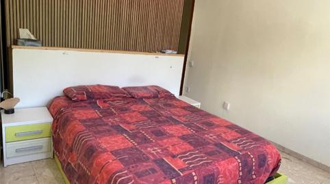 Foto 3 de Casa adosada en venda a Carrer de Baix Riera, 51, Les Fonts, Barcelona