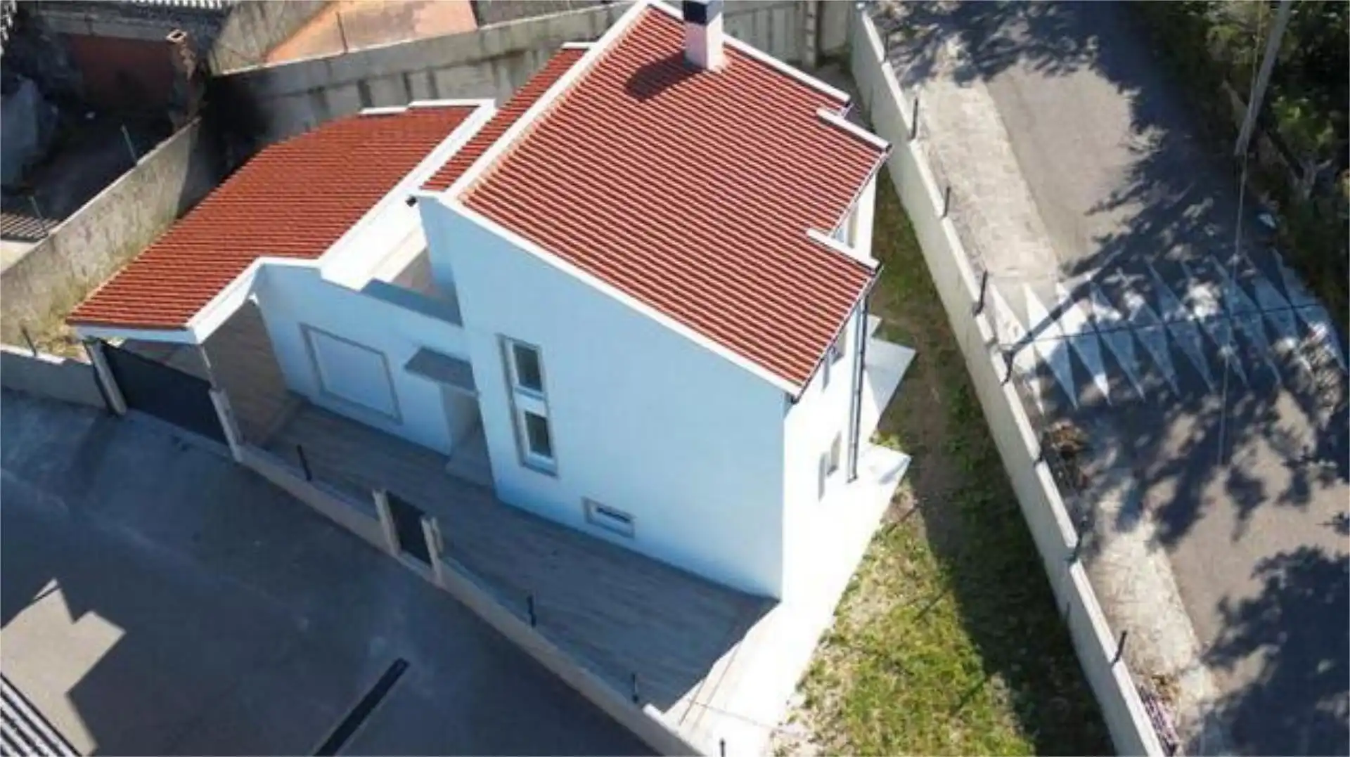 Einfamilien-Reihenhaus zum Verkauf in A Guarda Außenansicht von Einfamilien-Reihenhaus zum Verkauf in A Guarda mit Heizung, Privatgarten und Terrasse