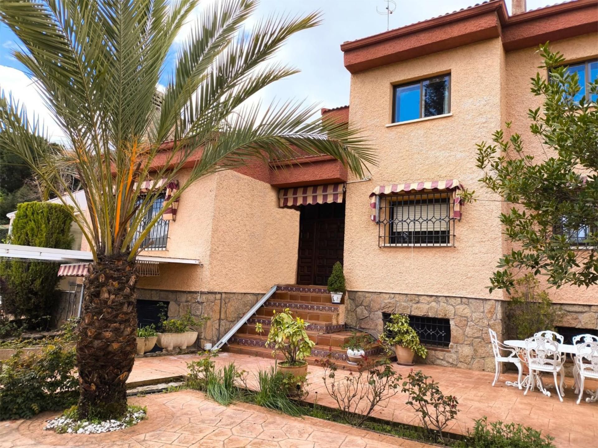 Vista exterior de Casa o xalet en venda en Boadilla del Monte amb Aire condicionat i Terrassa