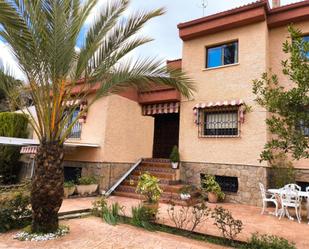Vista exterior de Casa o xalet en venda en Boadilla del Monte amb Aire condicionat i Terrassa