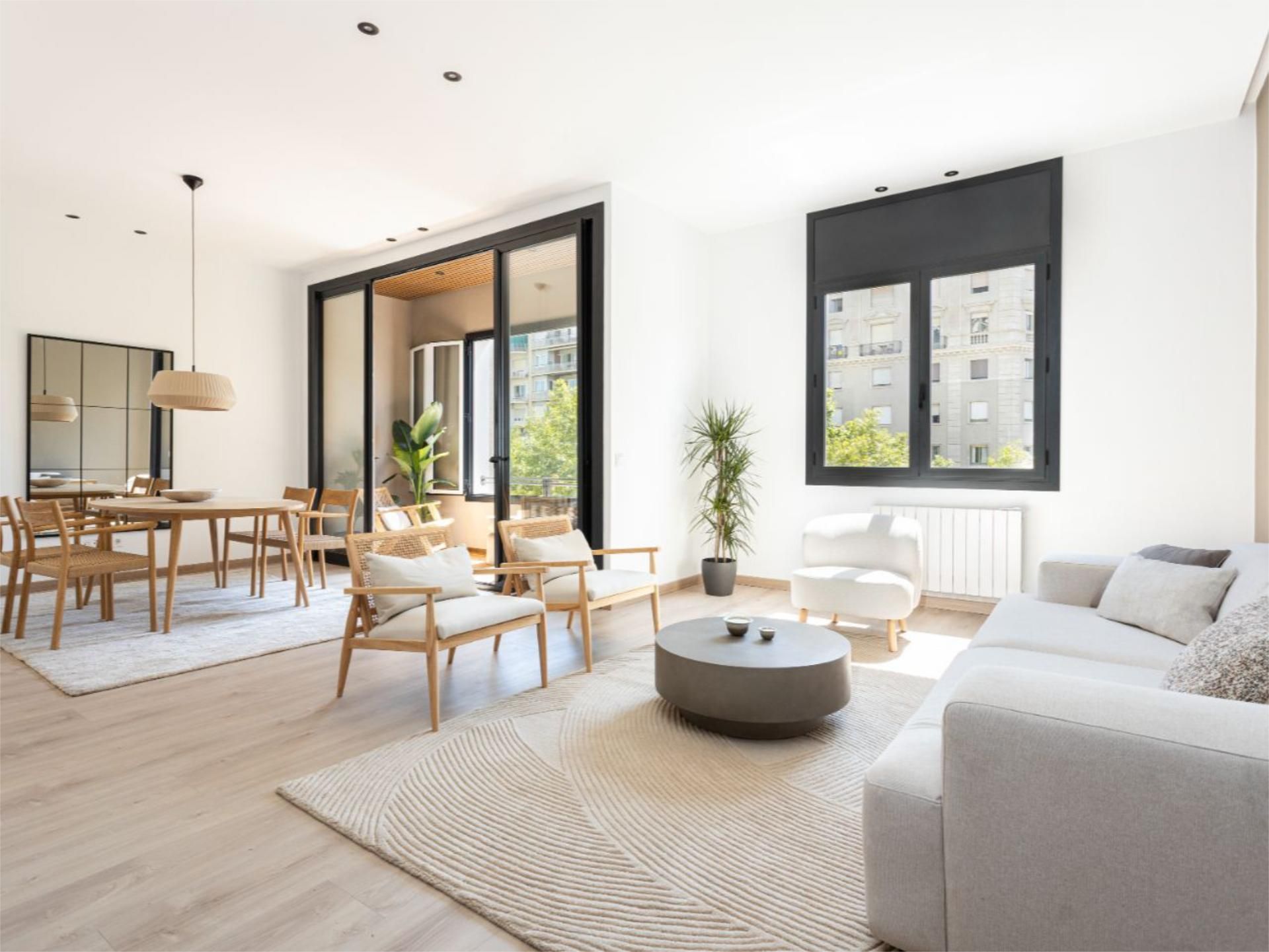 Sala d'estar de Pis en venda en  Barcelona Capital amb Aire condicionat i Balcó