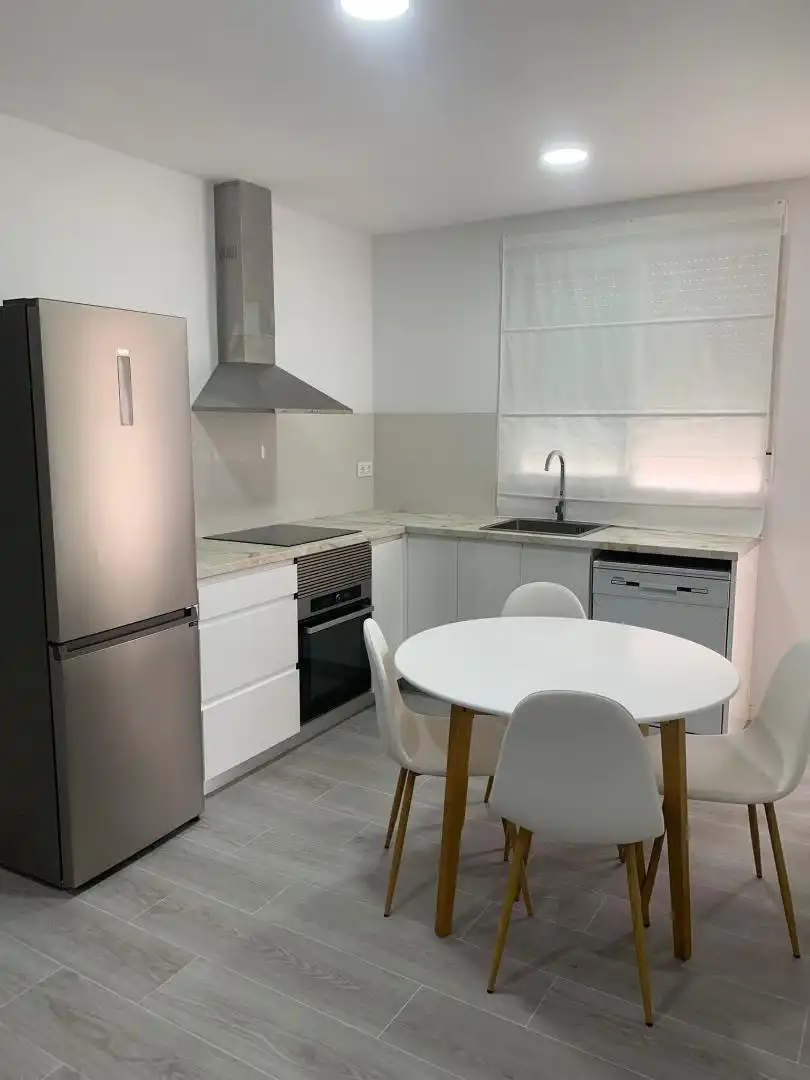 Cocina de Piso de alquiler en Meliana con Amueblado, Horno y Lavadora