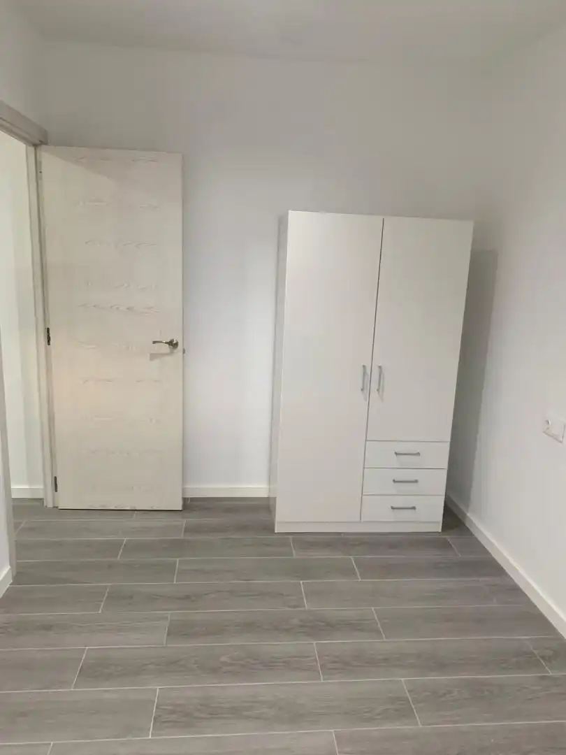 Habitación de Piso de alquiler en Meliana con Amueblado, Horno y Lavadora