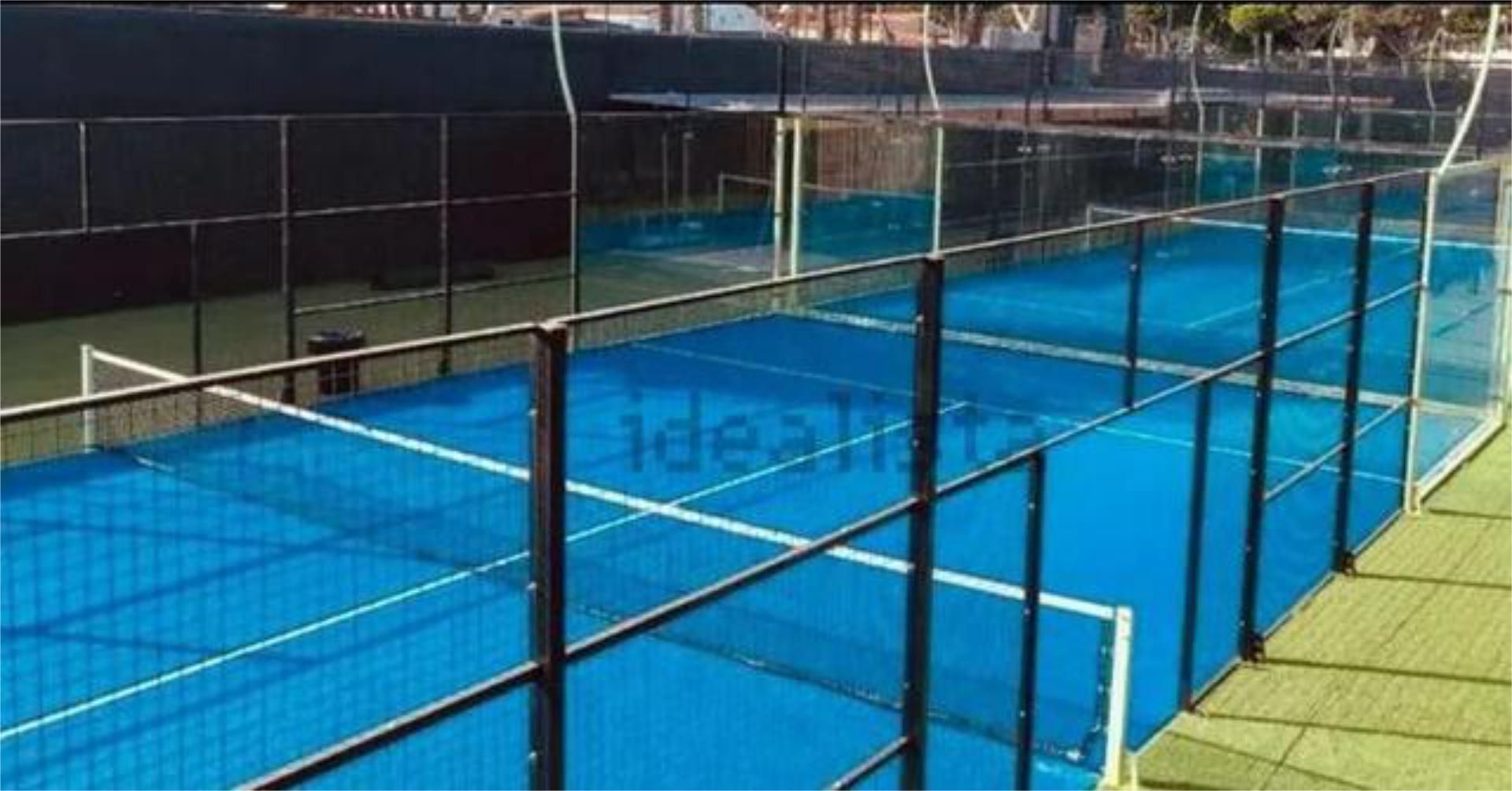 Vista exterior de Casa o xalet en venda en San Bartolomé de Tirajana amb Calefacció, Jardí privat i Terrassa