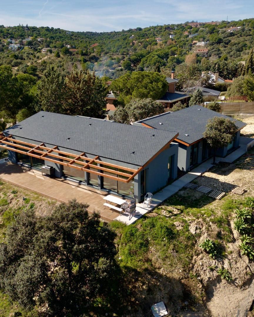 Vista exterior de Casa o xalet de lloguer en Valdemorillo amb Terrassa