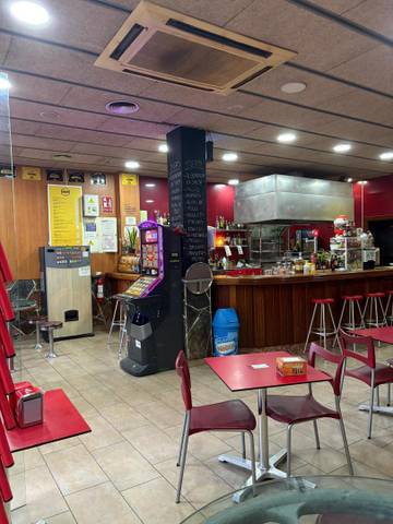 Local comercial en Alquiler en Carrer de Cervantes, 183 en Progrés - Pep Ventura