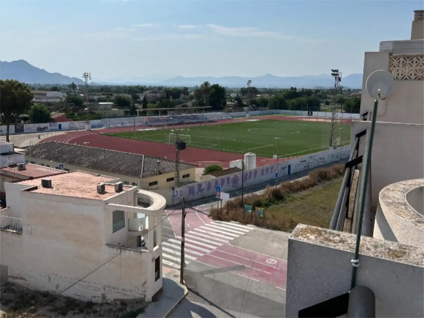 Piso en venta en Avenida Estadio Sadrian, Almoradí Vista exterior de Piso en venta en Almoradí con Aire acondicionado, Terraza y Piscina