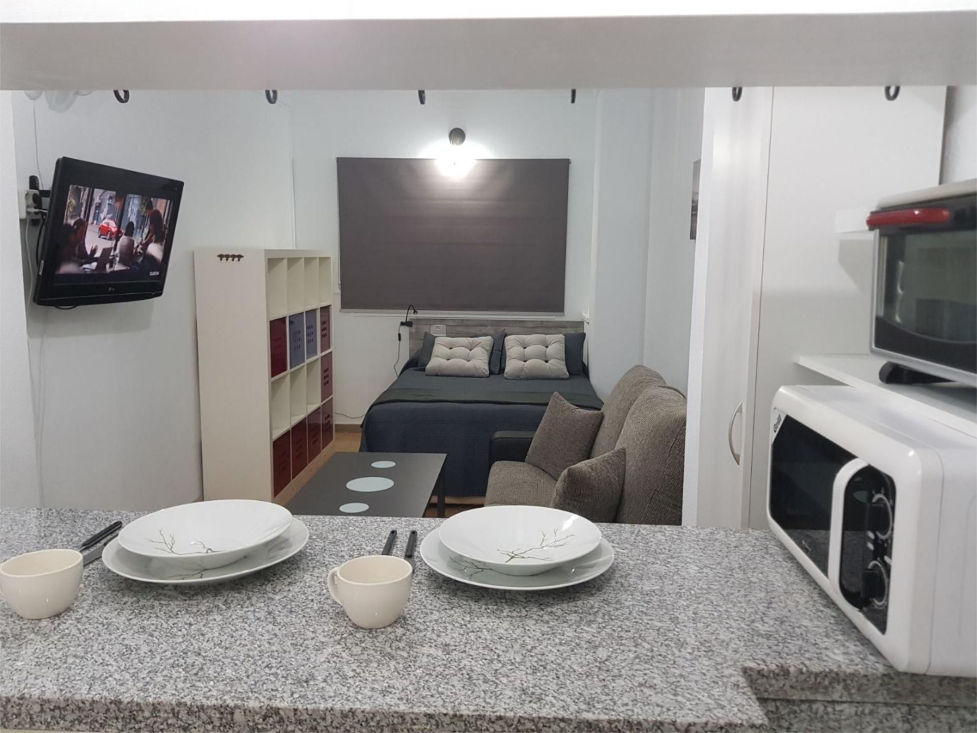 Study to rent in Paseo las Canteras, 48, Santa Catalina - Canteras
