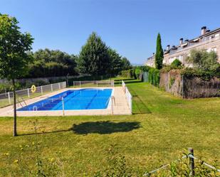 Swimming pool of Apartment for sale in Villamediana de Iregua  with Heating, Private garden and Parquet flooring