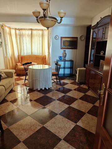 Piso en Alquiler en Calle Marqués del Nervión, 101B en Barrio del Nervión