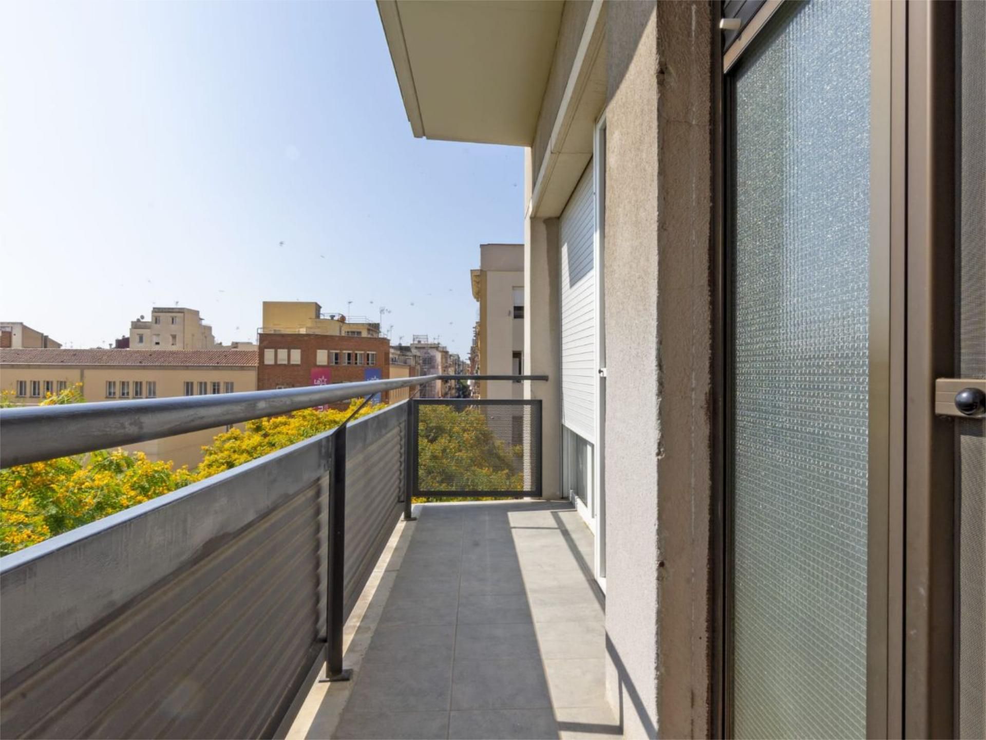 Terrassa de Pis en venda en  Barcelona Capital amb Aire condicionat i Balcó