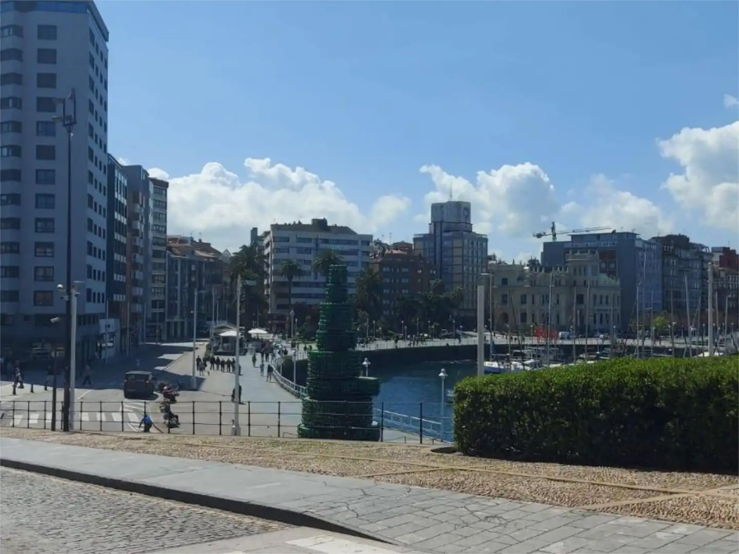 Piso en venta en Calle Vicaría, 25, Cimadevilla Vista exterior de Piso en venta en Gijón
