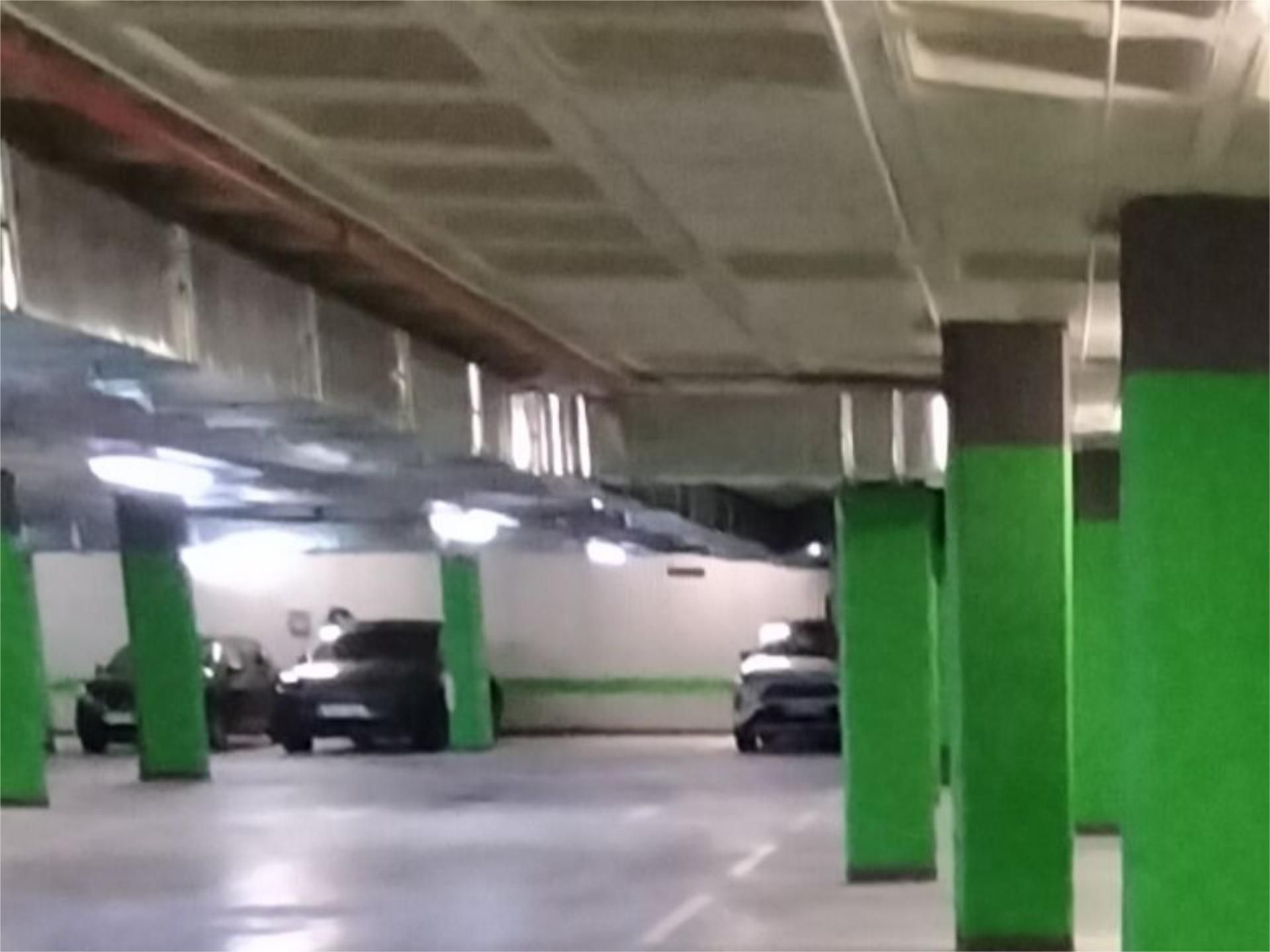 Parking of Garage to rent in  Madrid Capital