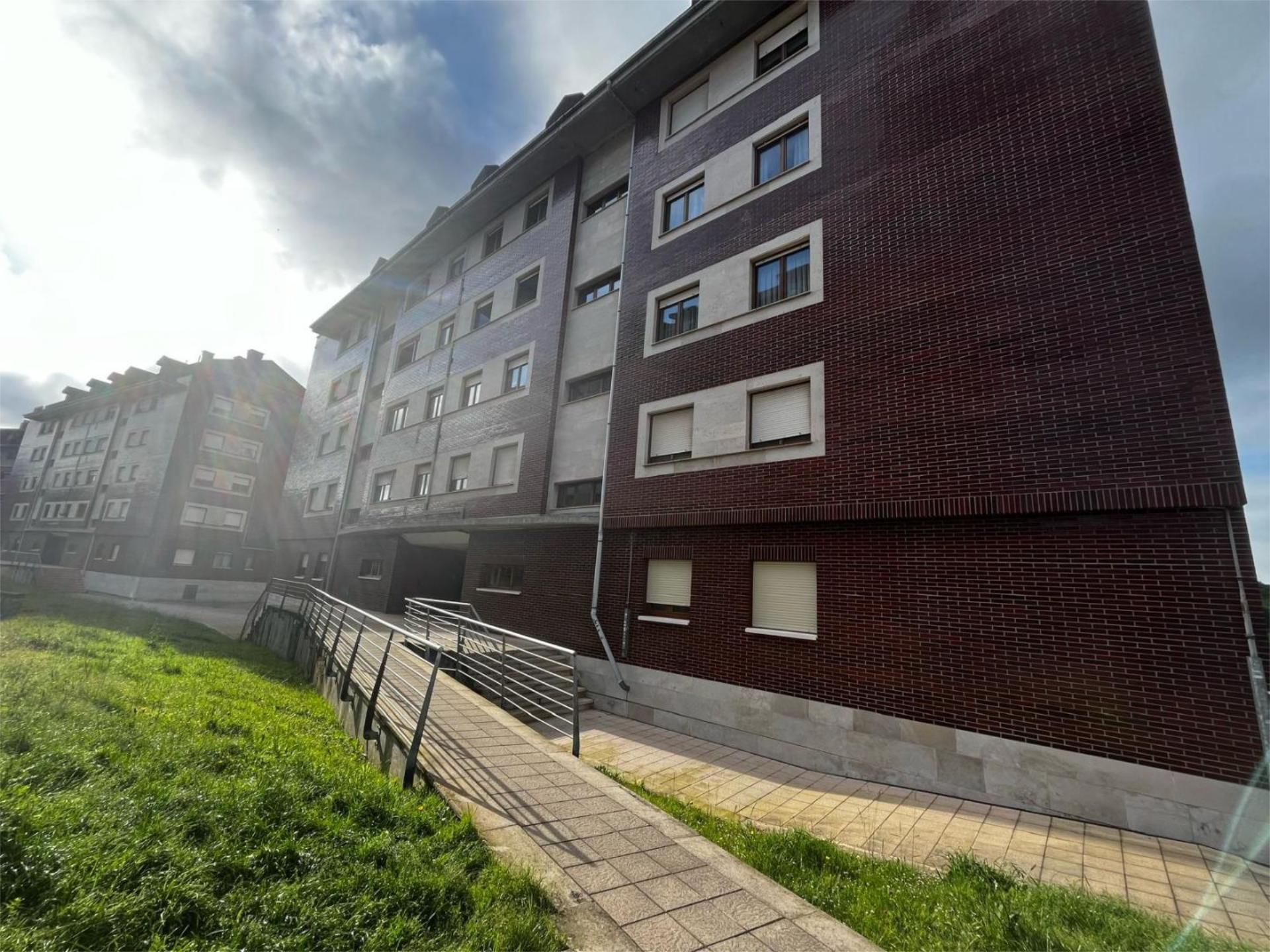 Flat to rent in Calle Somiedo, 2, Las Campas