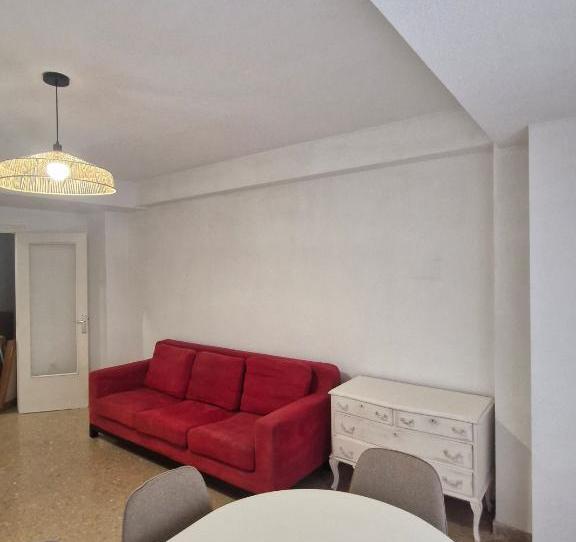 Photo 1 of Flat to rent in Carrer del Guittariśta Fortea, 4, Parque Geólogo José Royo Gómez, Castellón