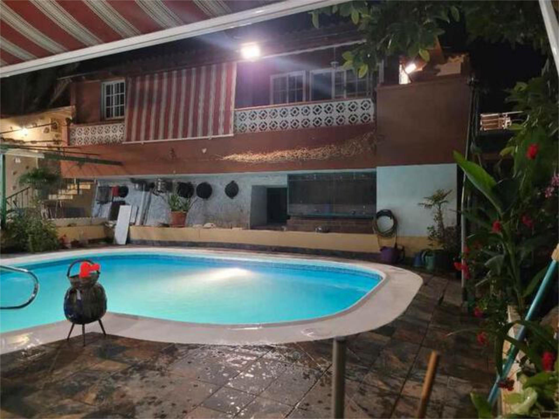 Piscina de Casa adosada en venda en Candelaria amb Jardí privat, Terrassa i Piscina