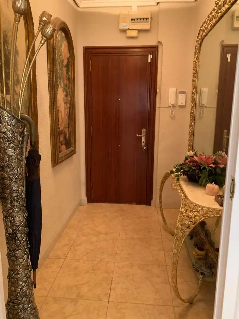 Habitación en Carrer dels Jurats, 1, Tres Forques Piso para compartir en Valencia con Aire acondicionado, Parquet y Amueblado