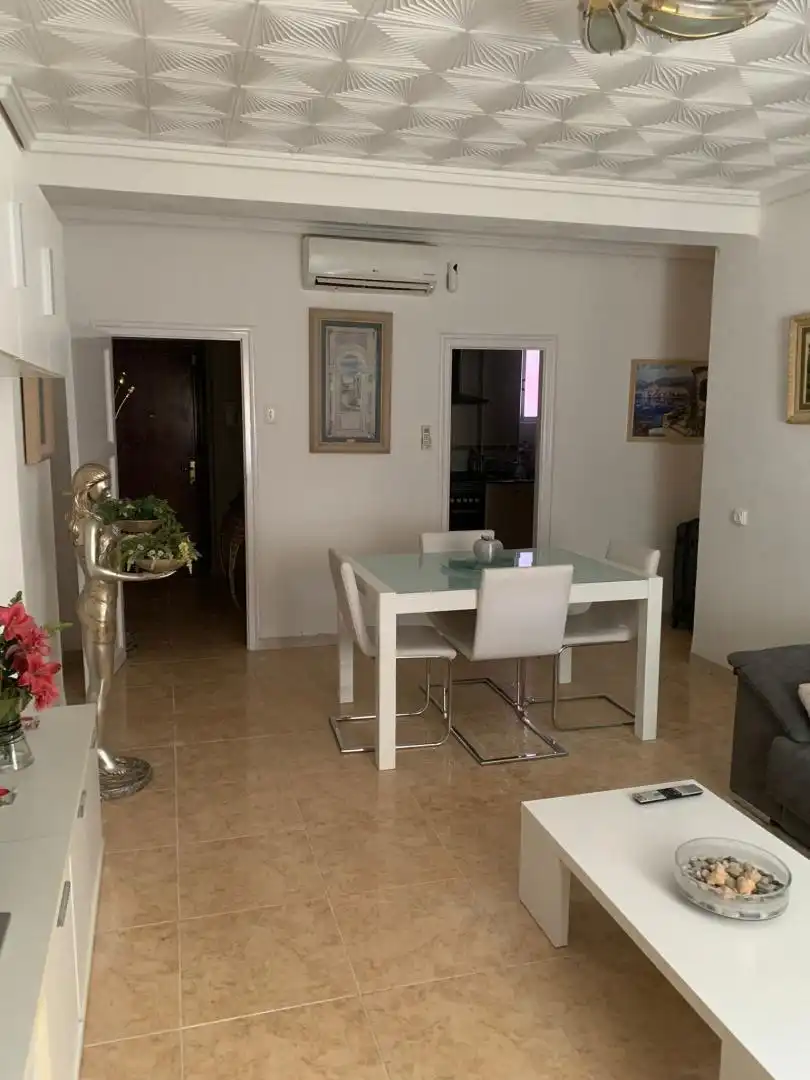 Habitación en Carrer dels Jurats, 1, Tres Forques Comedor de Piso para compartir en Valencia con Aire acondicionado, Parquet y Amueblado