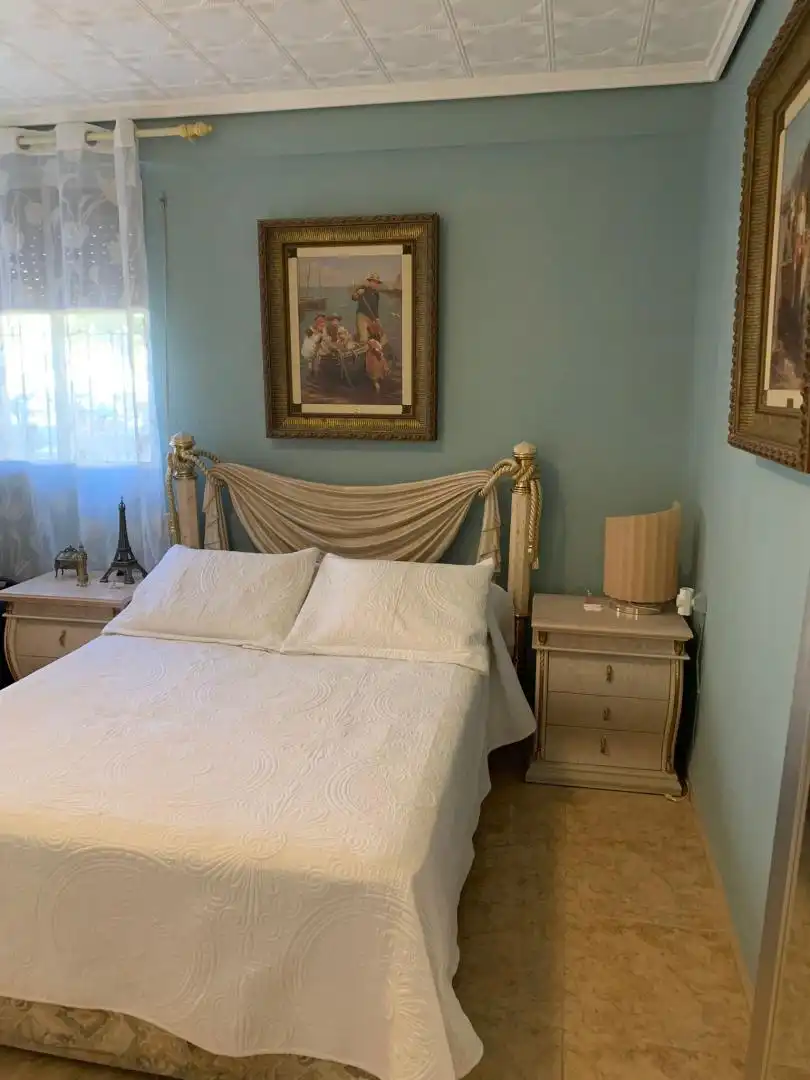 Habitación en Carrer dels Jurats, 1, Tres Forques Habitación de Piso para compartir en Valencia con Aire acondicionado, Parquet y Amueblado