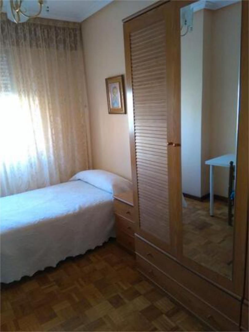 Bedroom of Flat to rent in Calahorra  with Heating, Terrace and Storage room