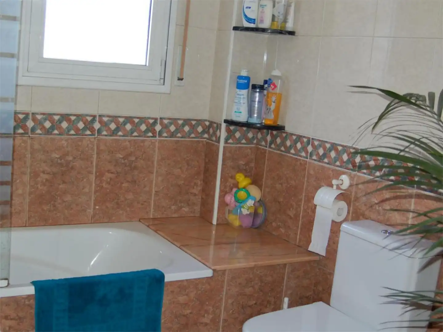 Piso en venta en Carrer de Federico García Lorca, 228, Riells i Viabrea Baño de Piso en venta en Riells i Viabrea con Jardín privado y Balcón