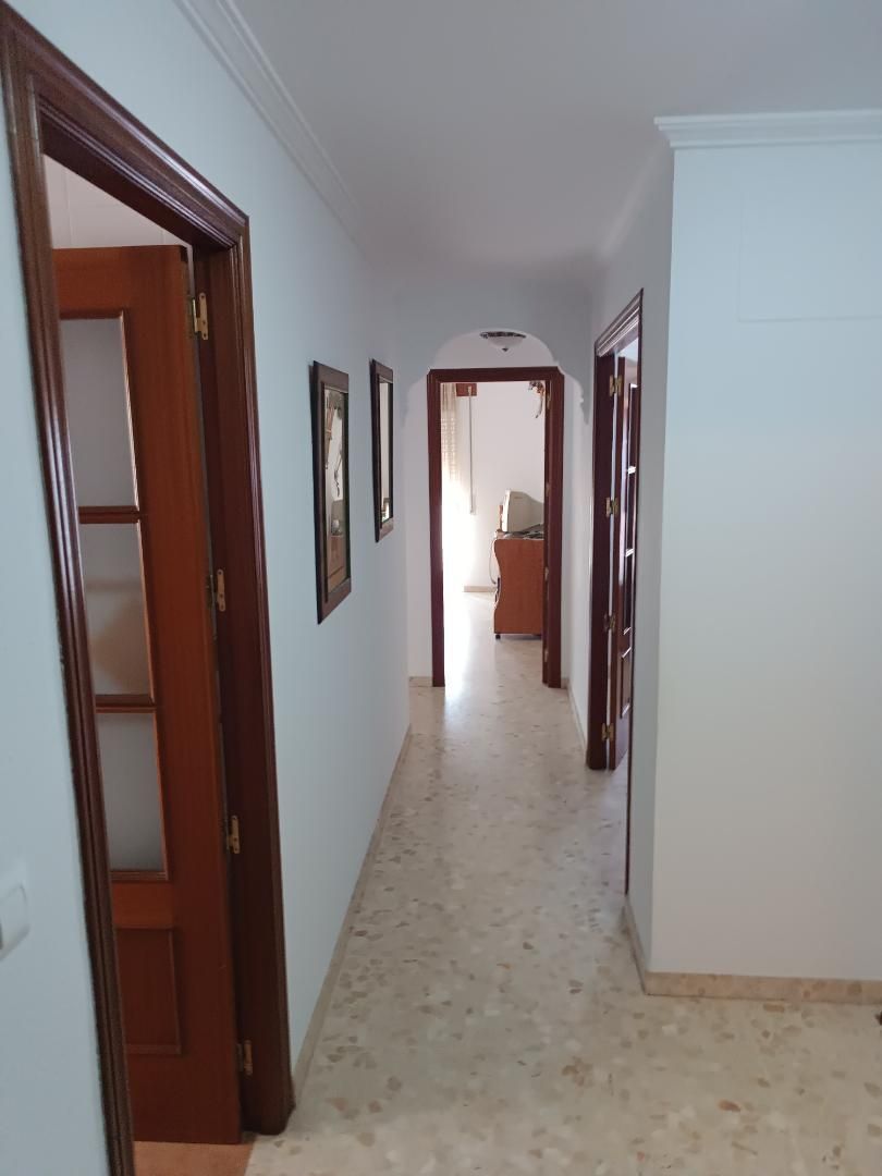 Flat to rent in Fernán-Núñez  with Air Conditioner, Heating and Furnished