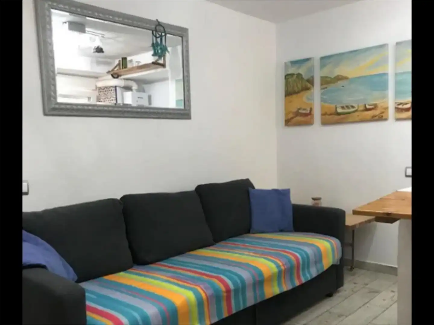 Piso en venta en Calle Barrio Bajo, Casares pueblo Sala de estar de Piso en venta en Casares con Terraza, Amueblado y Balcón