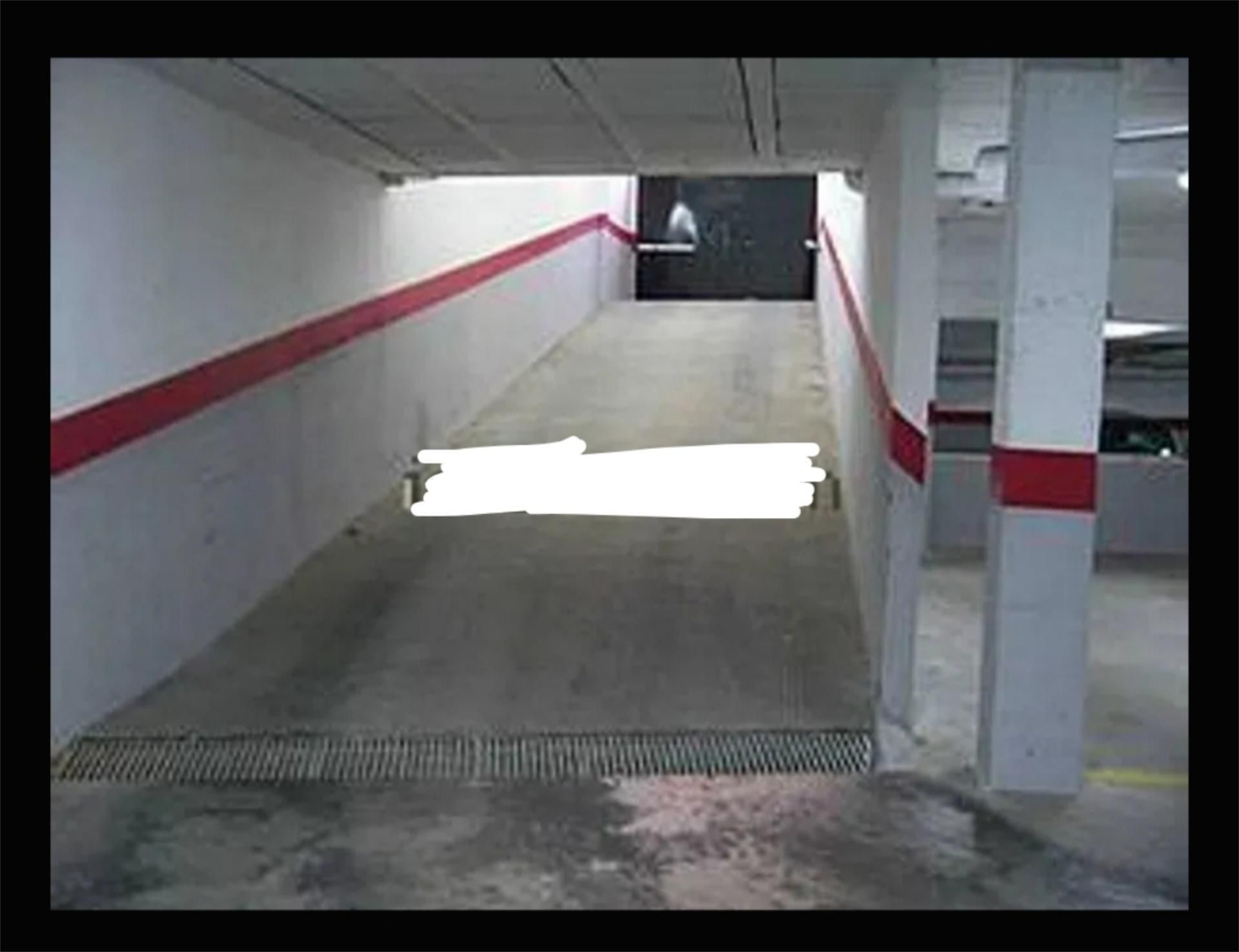 Garage to rent in Castilleja de la Cuesta
