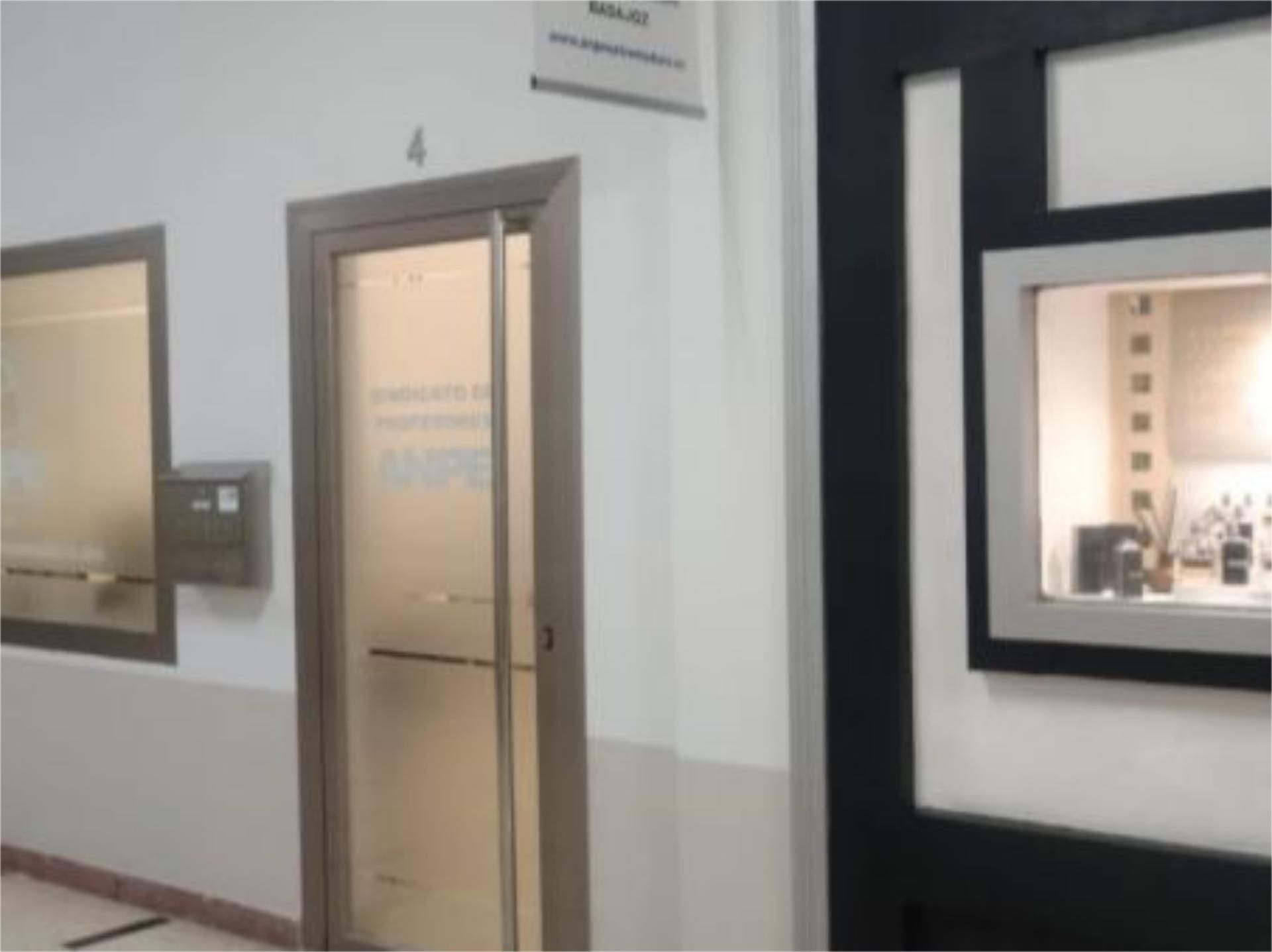 Oficina en venda en Badajoz Capital