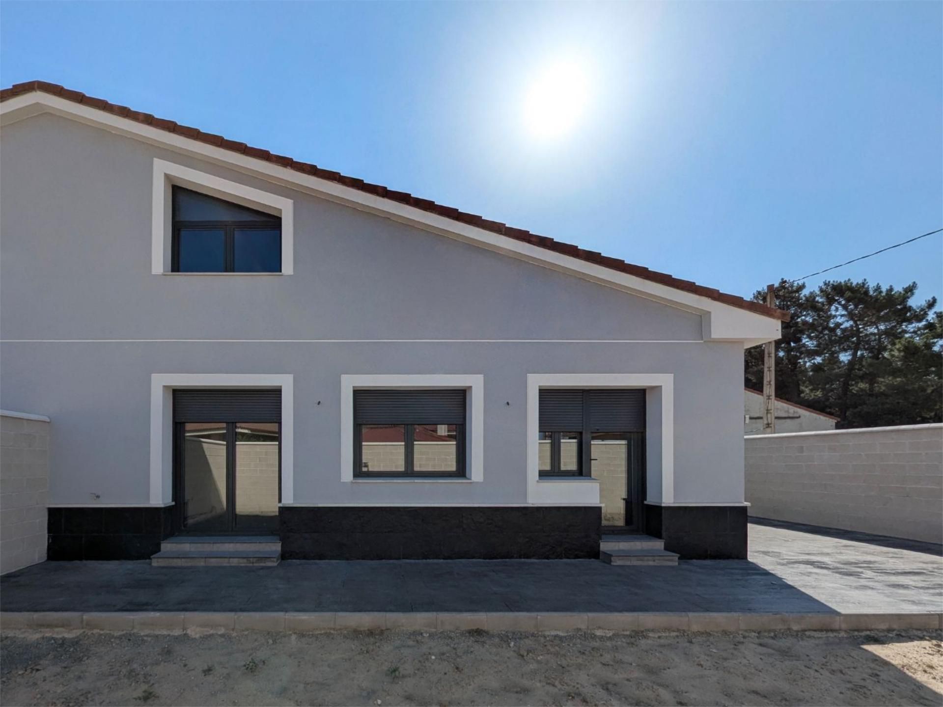 Exterior view of Single-family semi-detached for sale in Coca