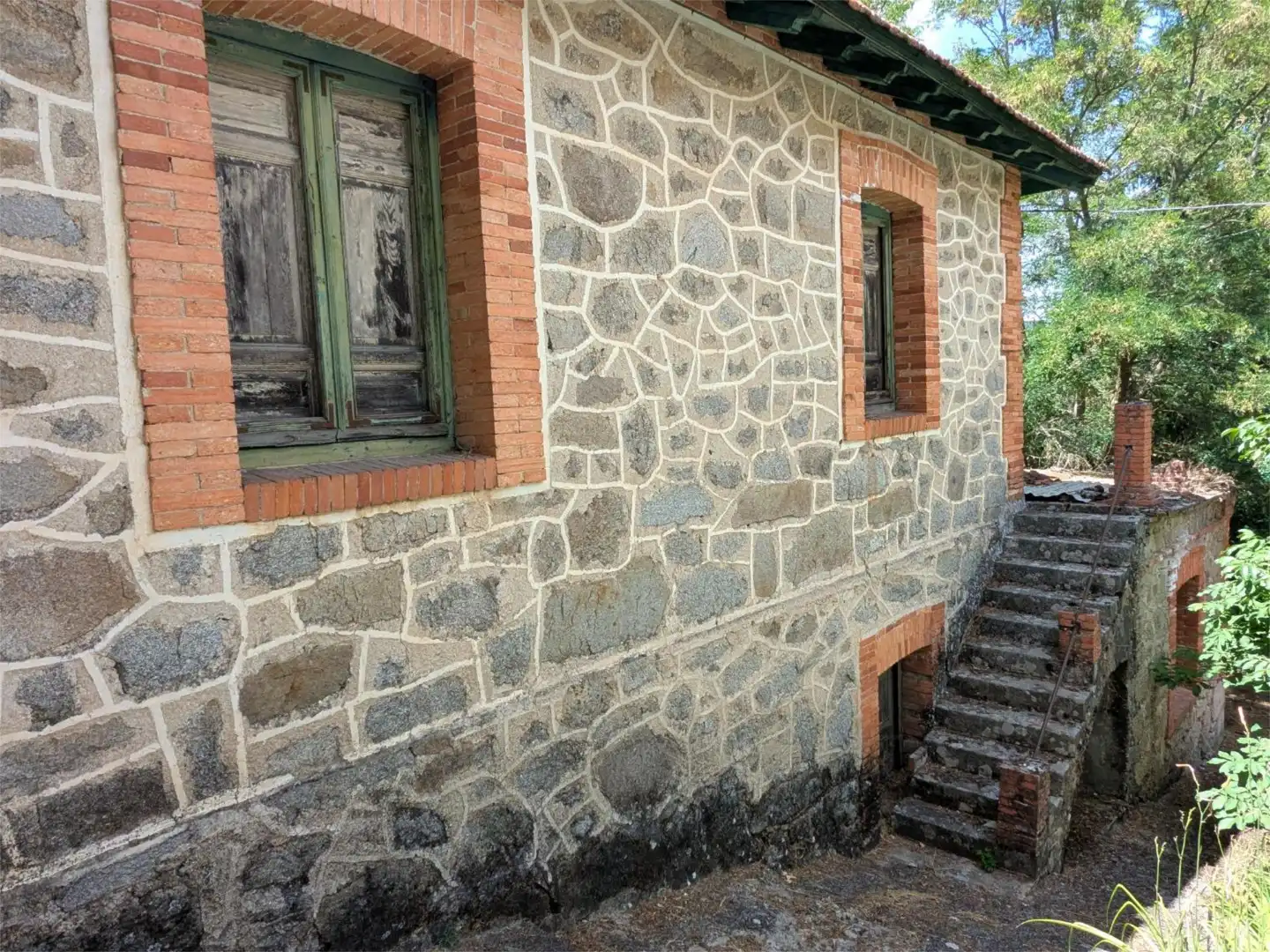 Casa o xalet en venda a Carretera Coruña, 40, San Rafael Vista exterior de Casa o xalet en venda en El Espinar amb Balcó