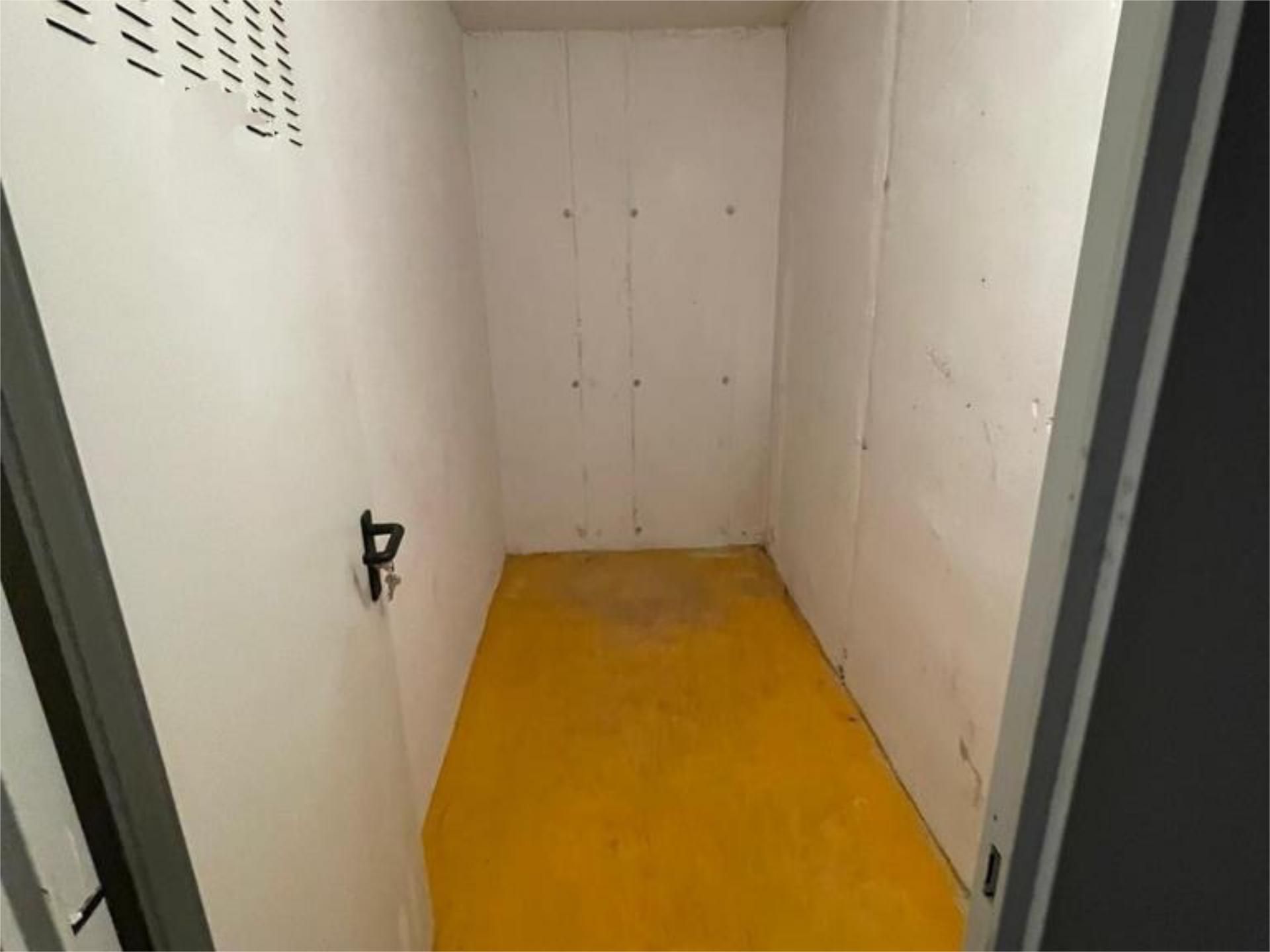 Box room to rent in Torredembarra
