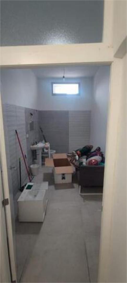 Premises to rent in San Fernando