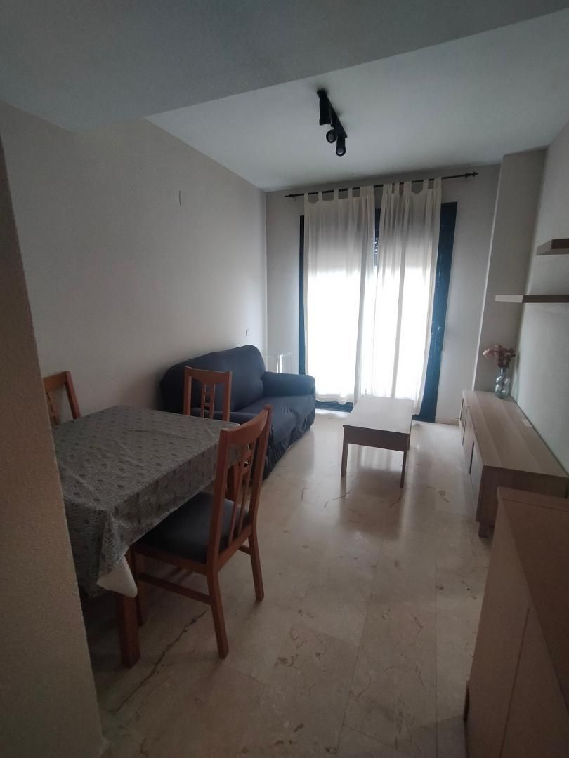 Sala de estar de Piso de alquiler en Villaviciosa de Odón con Aire acondicionado, Amueblado y Lavadora