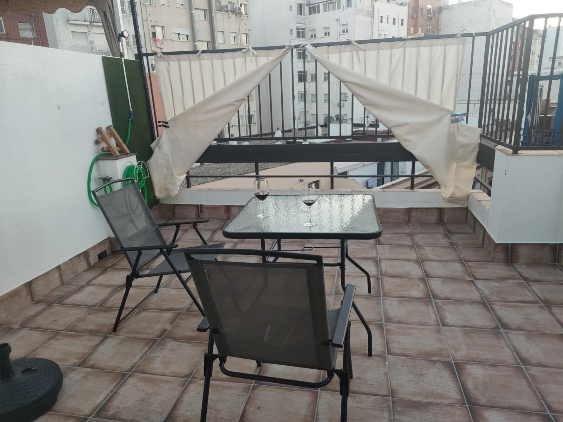 Àtic de lloguer a Calle Rascón, 39, Centro