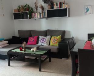 Living room of Flat to share in  Sevilla Capital  with Air Conditioner, Terrace and Furnished