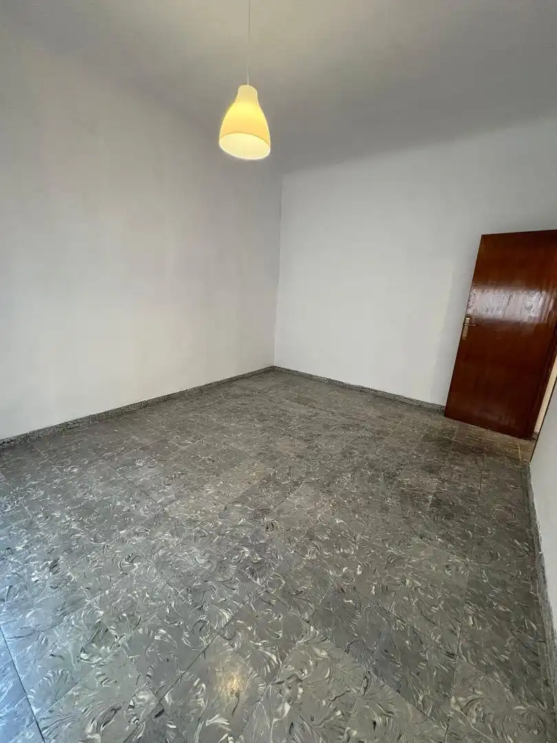 Wohnung zur Miete in Monóvar  / Monòver mit Balkon