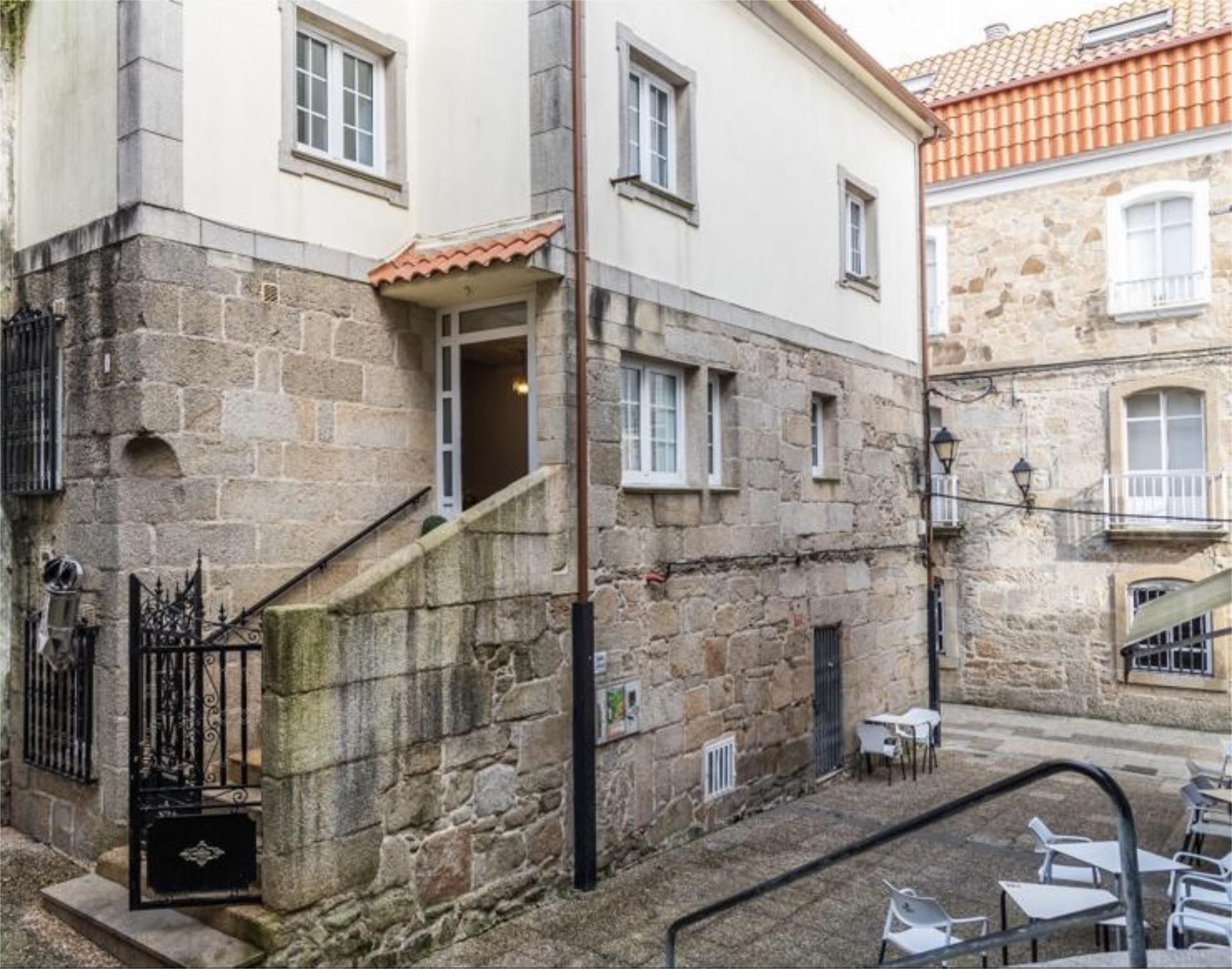 Vista exterior de Casa o xalet en venda en Ribeira amb Balcó