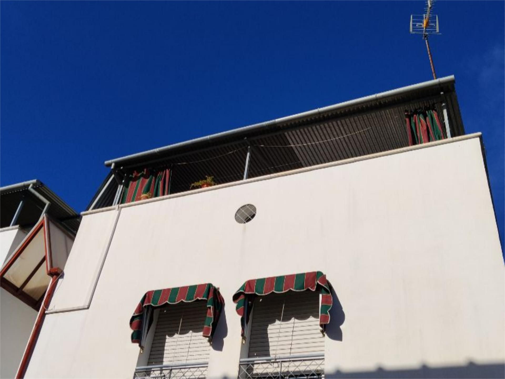 Vista exterior de Dúplex en venta en Montilla con Aire acondicionado y Amueblado