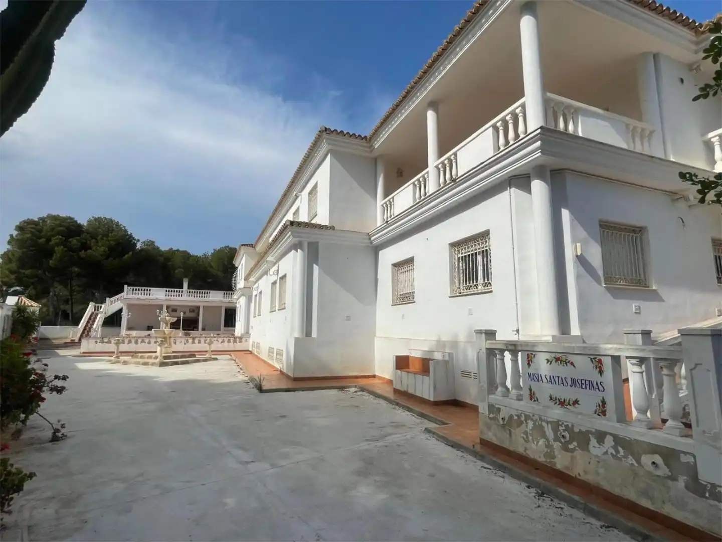 Casa o xalet en venda a Los Pinares - La Masia
