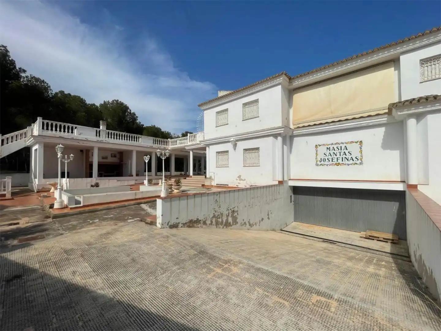 Casa o xalet en venda a Los Pinares - La Masia