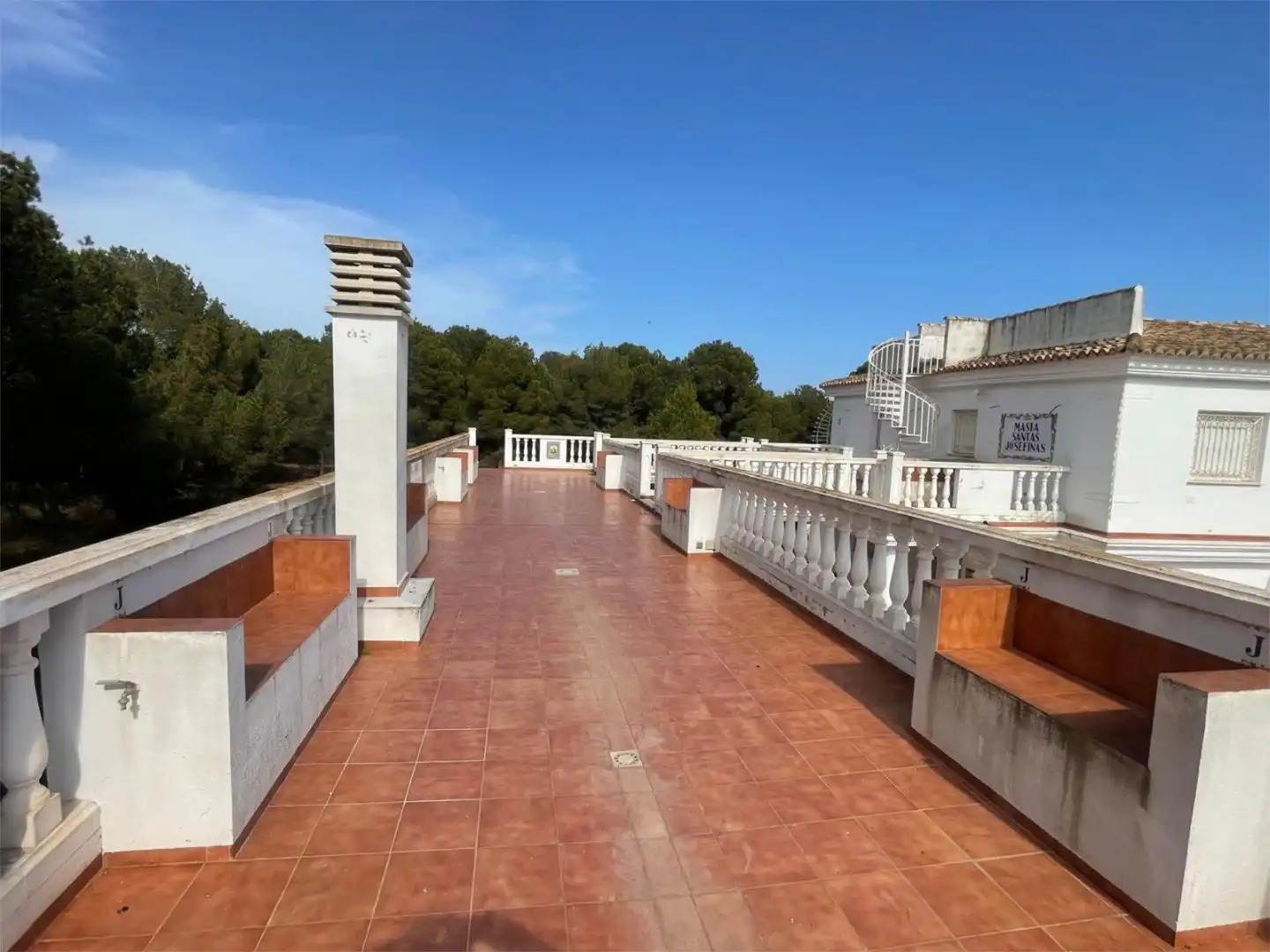 Casa o xalet en venda a Los Pinares - La Masia