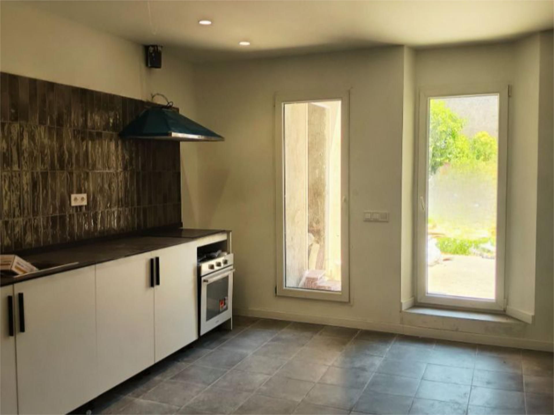 Kitchen of Flat for sale in Manresa  with Heating and Private garden