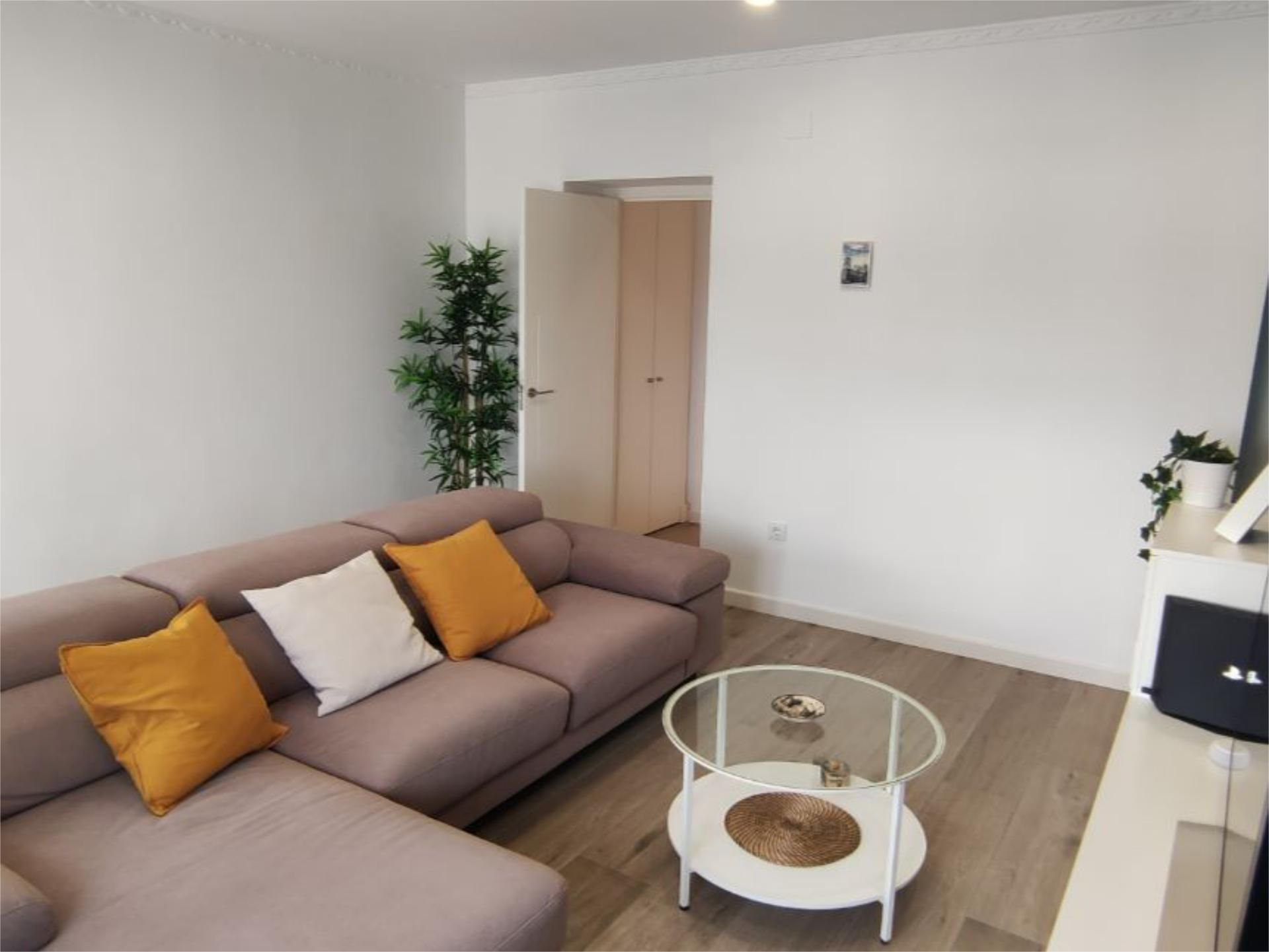 Living room of Flat for sale in El Puerto de Santa María  with Air Conditioner and Balcony