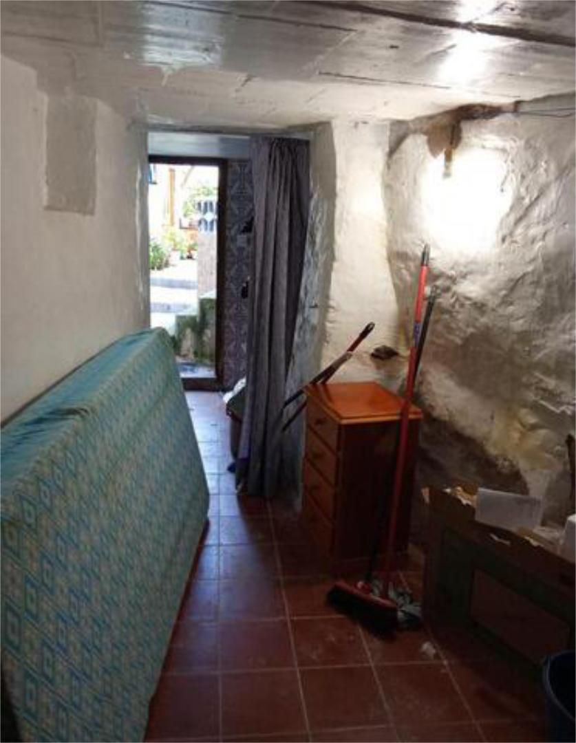 Box room to rent in Cudillero