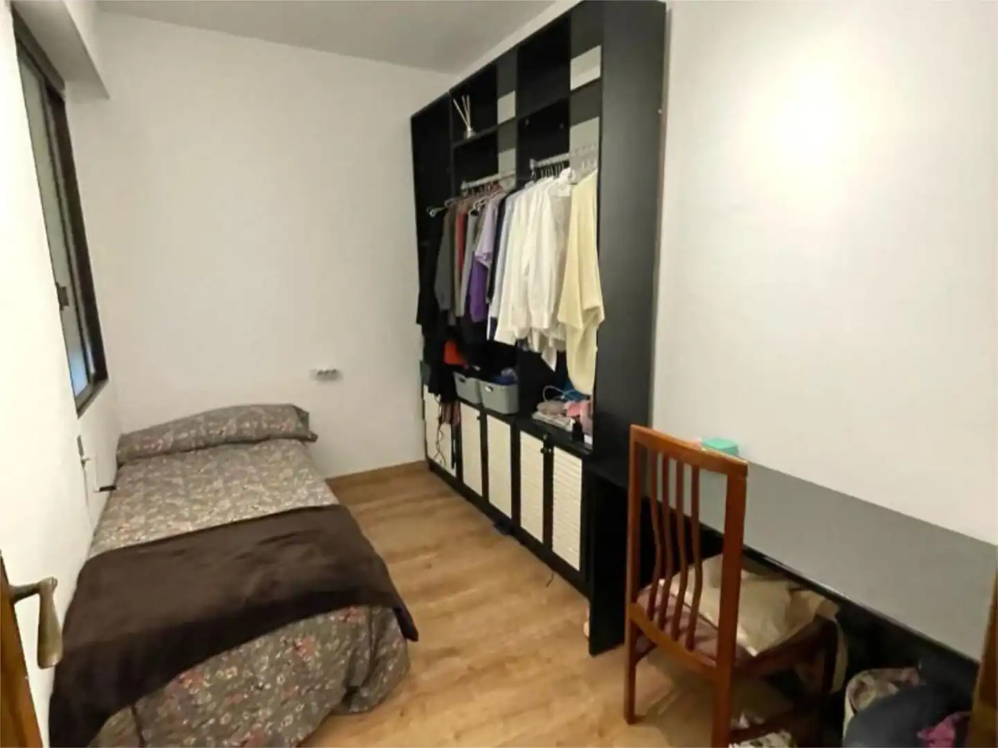 Room in Carrer de Berlín, 62, Sants Bedroom of Flat for share in Barcelona with Heating, Terrace and Furnished